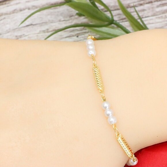 "Trendy Bracelet for Girls & Women – Cute, Adjustable & Gift-Ready | MLCRC1737 - Picture 3 of 10